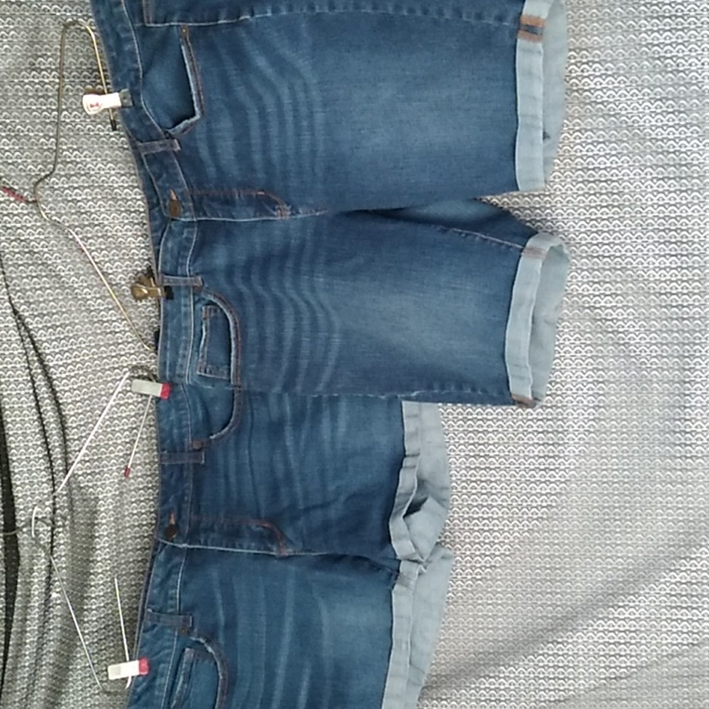 2 pr Time and tru size 16 women's jean shorts.